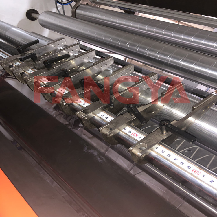 CLFQ-H型電腦全自動(dòng)高速分切機(jī)